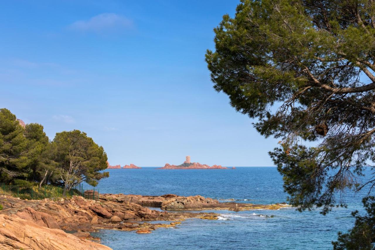 Sowell Family Riviera Saint-Raphael (Var) Exterior foto